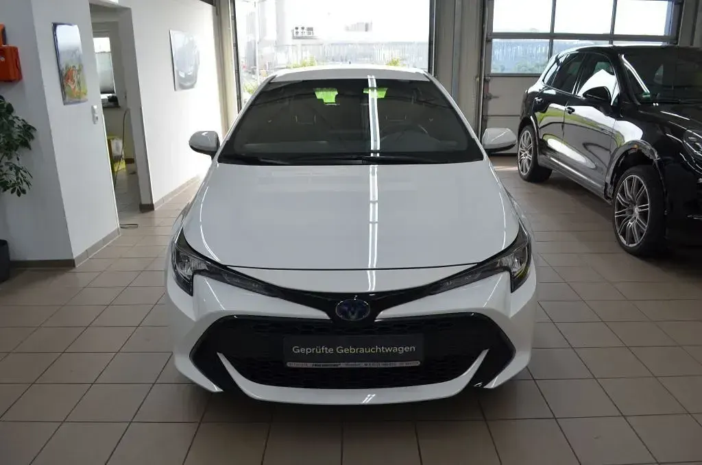 Gebraucht Toyota Corolla Comfort 122 PS (89 kW) 2022 Weiß Limousine