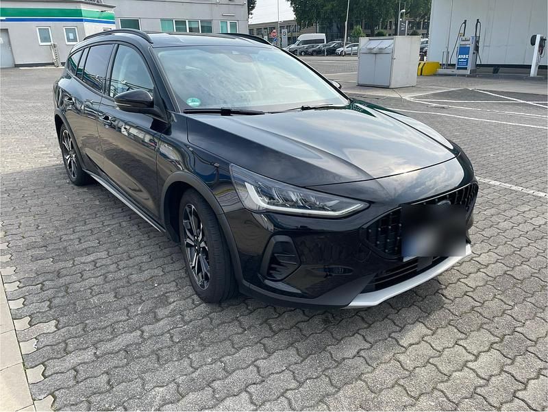 Schwarz Gebraucht 2022 Ford Focus Active Kombi | 17.500 € (Superpreis) - Bild 1/4