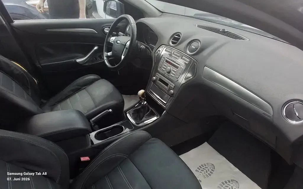 Gebraucht Ford Mondeo Titanium 140 PS (102 kW) 2009 Schwarz Limousine