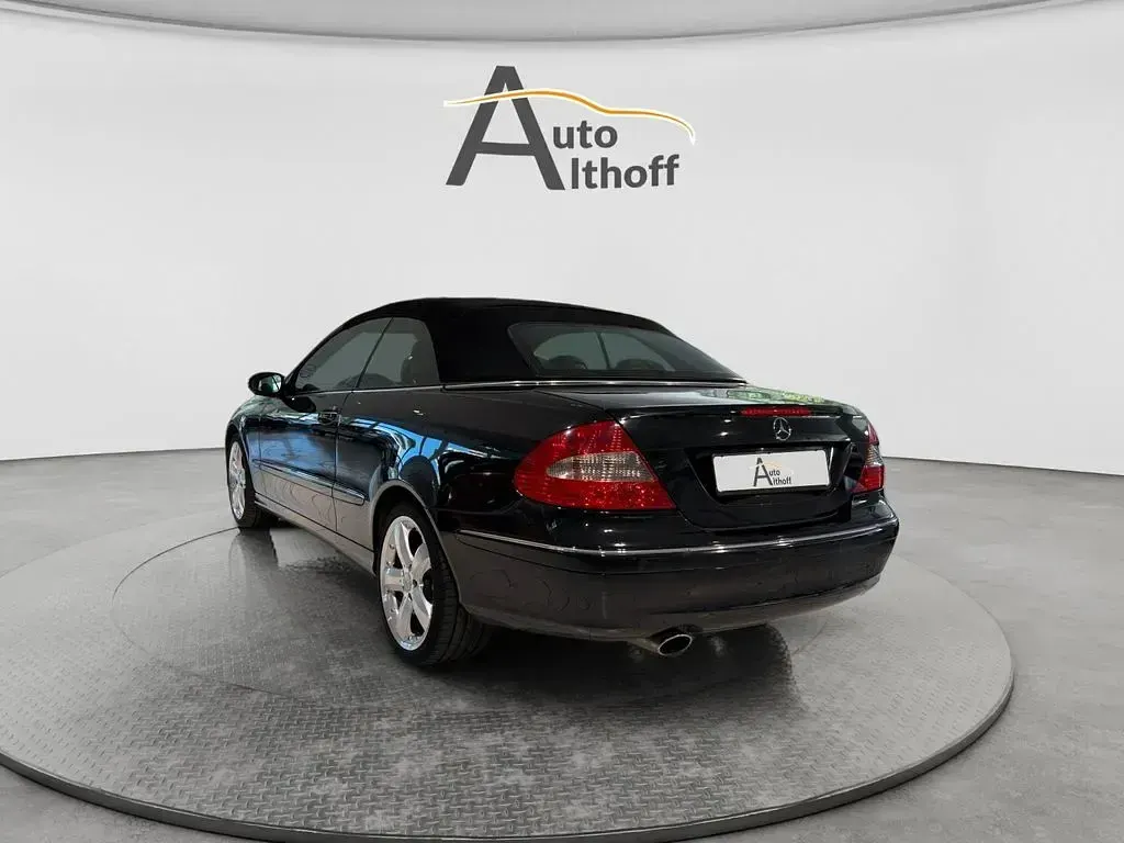 Gebraucht Mercedes CLK350 272 PS (200 kW) 2006 Schwarz Cabrio
