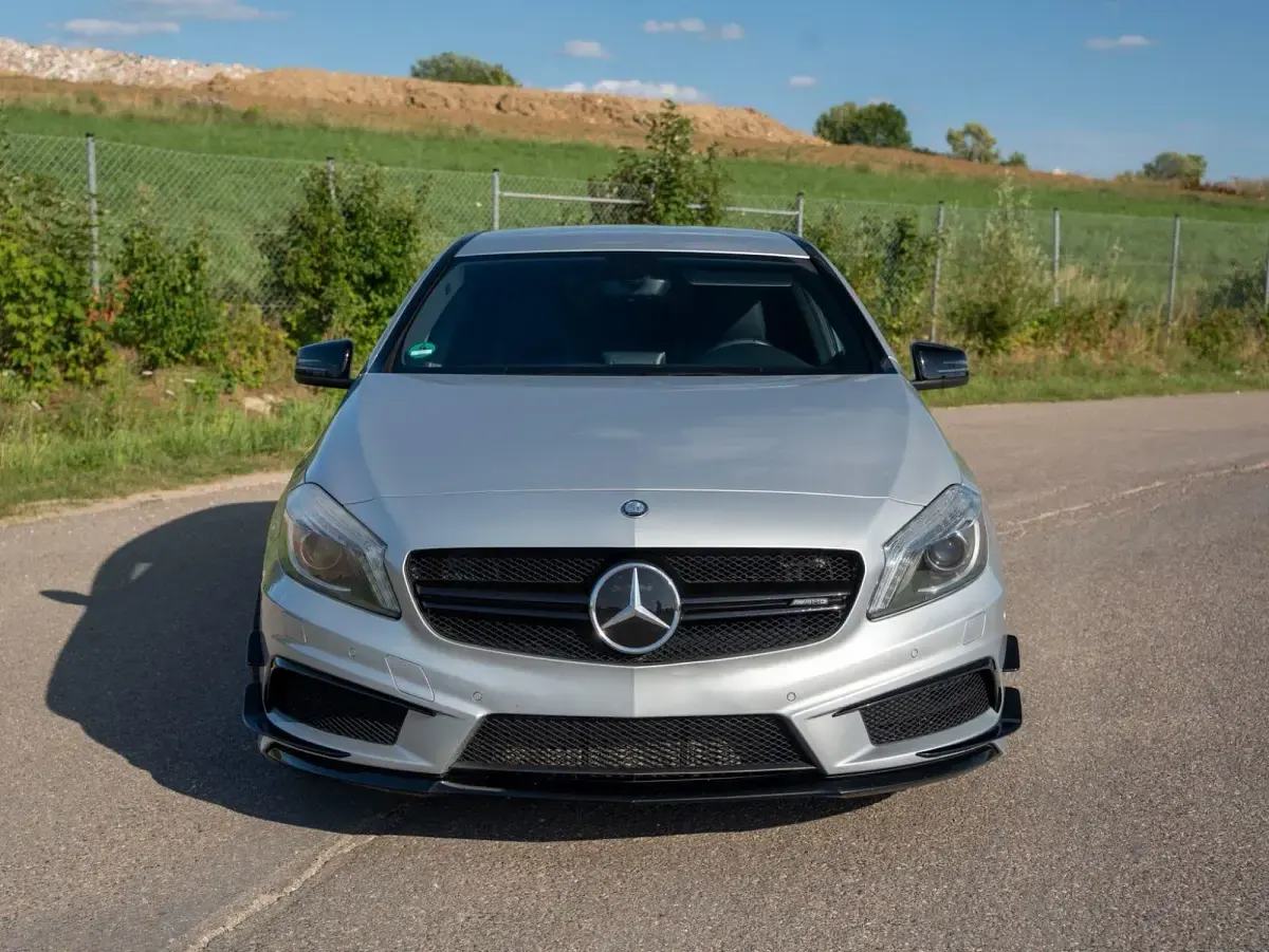 Gebraucht Mercedes A250 211 PS (155 kW) 2013 Silber Kleinwagen