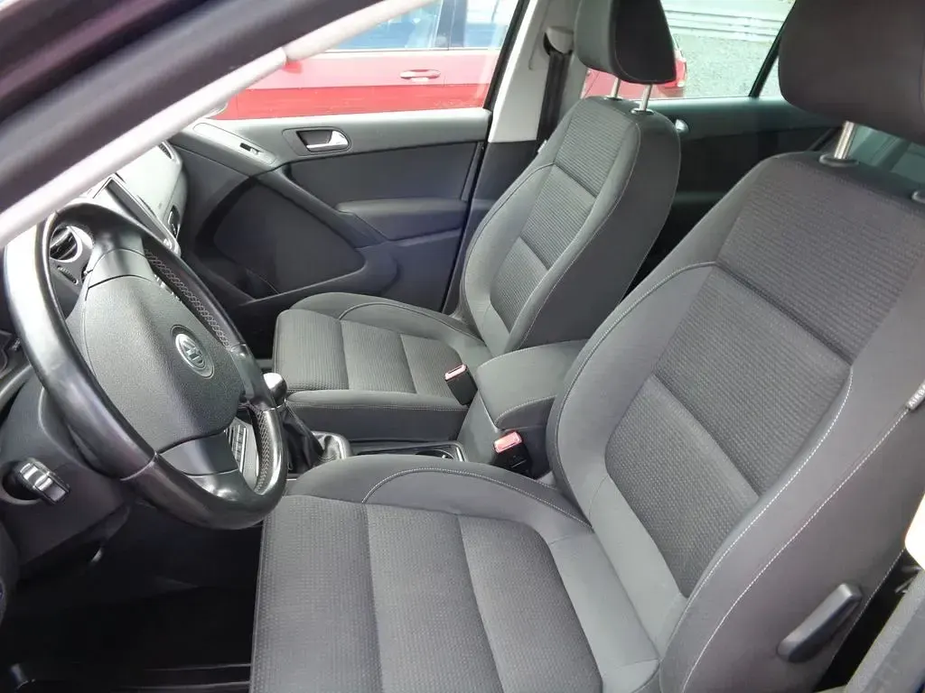 Gebraucht VW Tiguan Team 150 PS (110 kW) 2010 Schwarz SUV