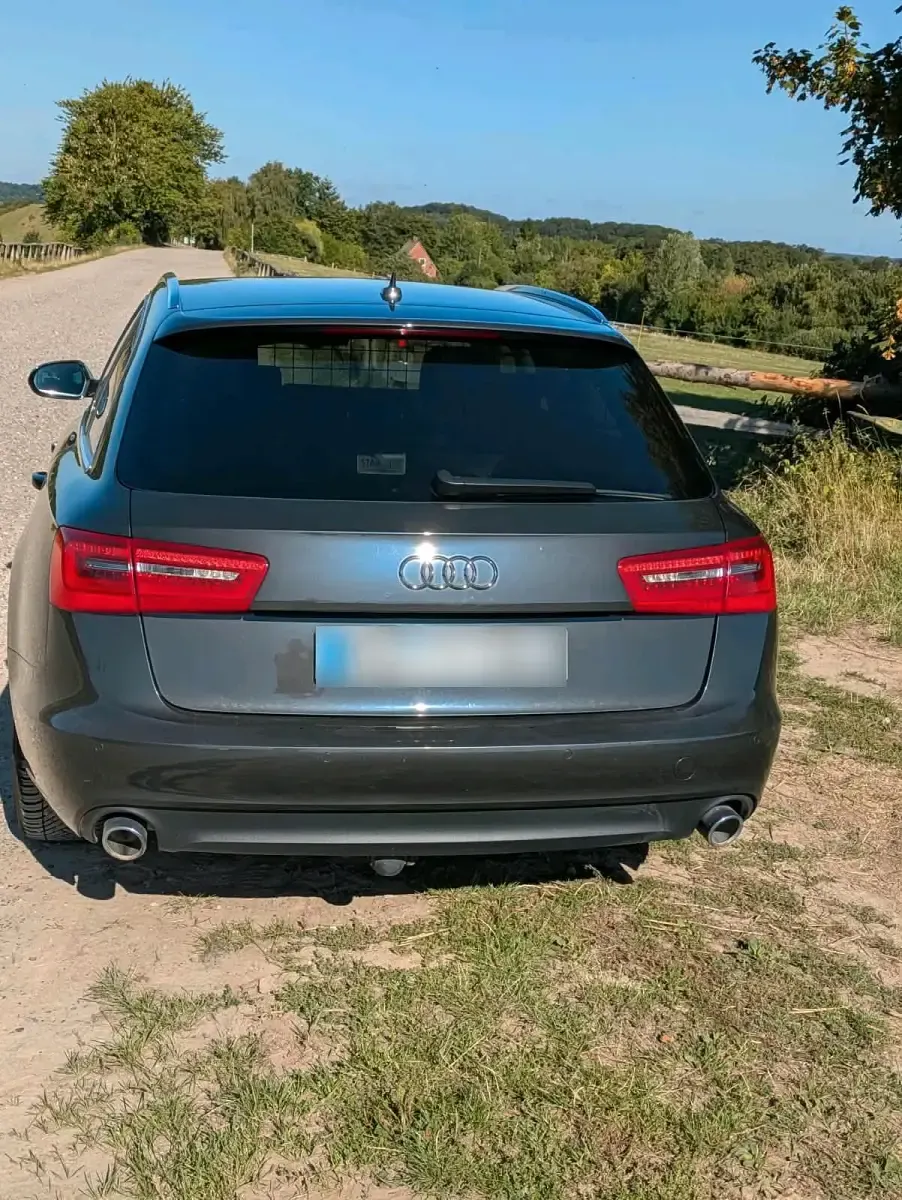 Gebraucht Audi A6 204 PS (150 kW) 2014 Schwarz Kombi