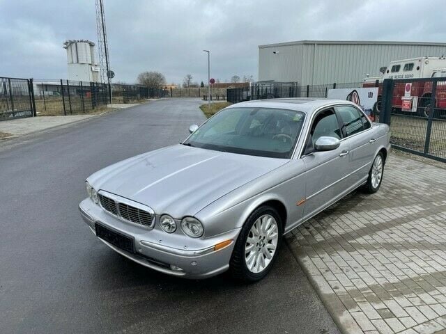 Gebraucht Jaguar XJ 298 PS (219 kW) 2004 Silber Limousine