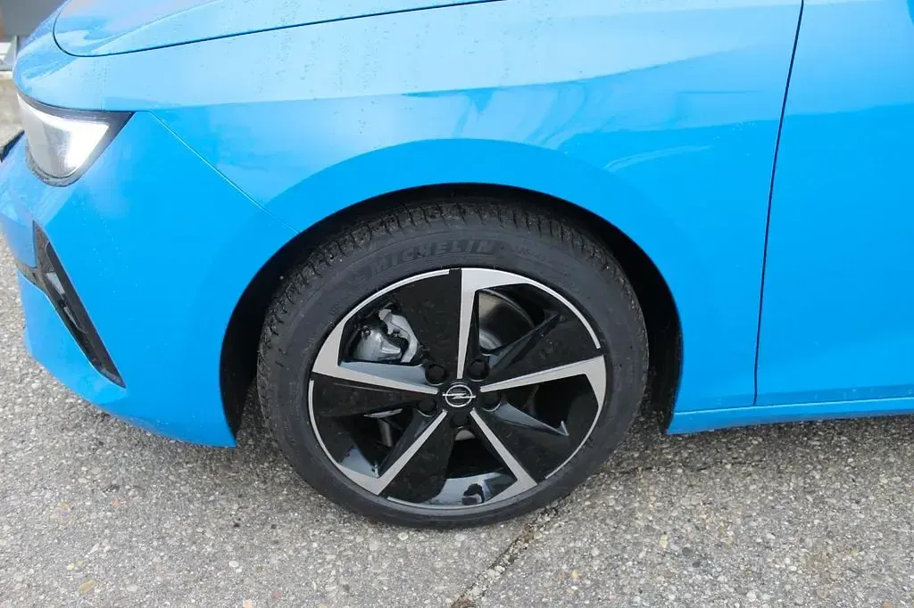 Gebraucht Opel Astra 131 PS (96 kW) 2026 Athletik blau (metallic) Kombi