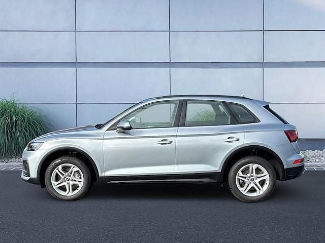 Gebraucht Audi Q5 Ambiente 204 PS (150 kW) 2023 Florettsilber metallic SUV