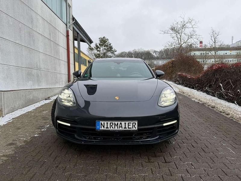 Gebraucht Porsche Panamera 462 PS (339 kW) 2019 Vulkangrau Kombi