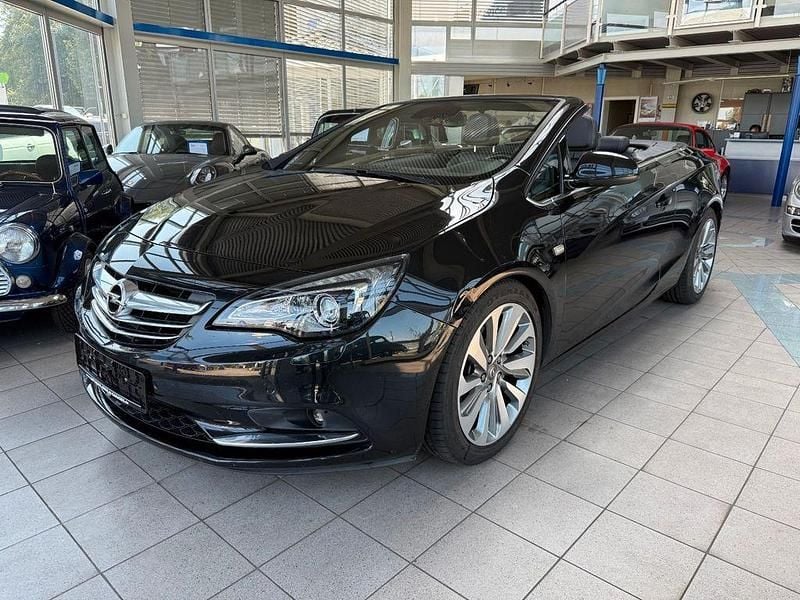Schwarz Gebraucht 2016 Opel Cascada Innovation Cabrio | 12.950 € (Fairer Preis) - Bild 1/4