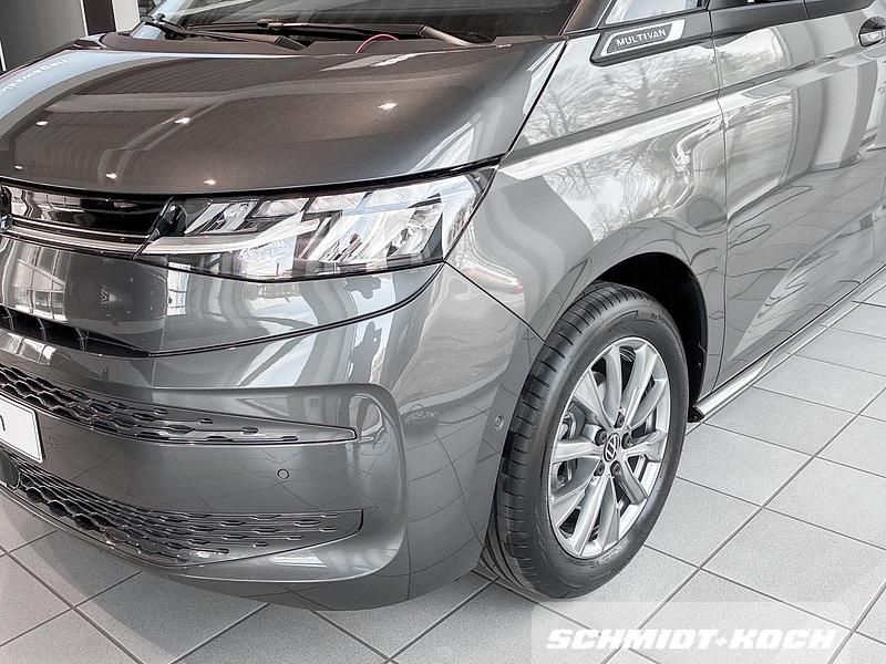 Neu VW Multivan Life 150 PS (110 kW) 2026 Indiumgrau (grau) Van / Kleinbus