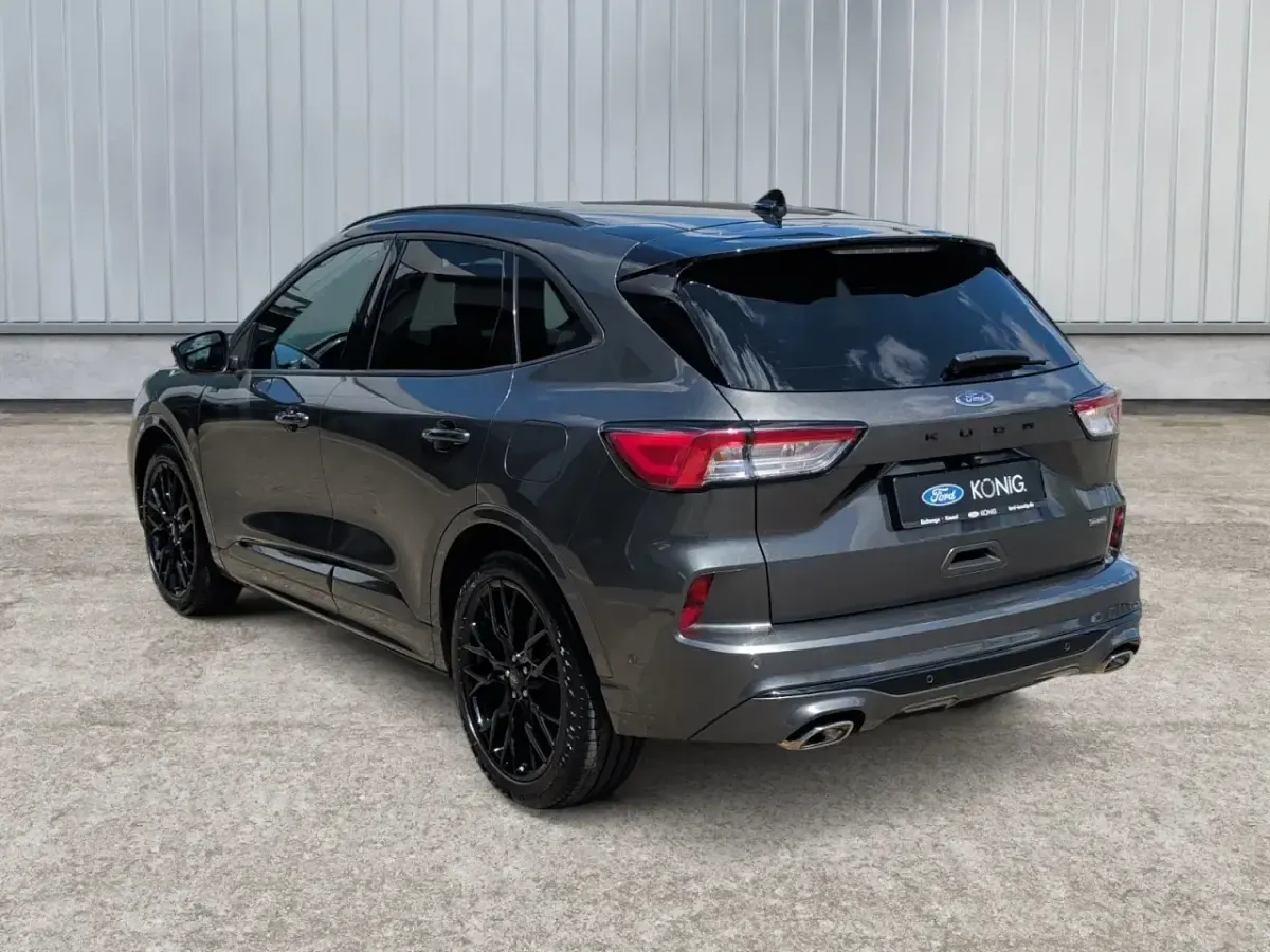 Gebraucht Ford Kuga ST-Line X 190 PS (139 kW) 2023 Grau SUV