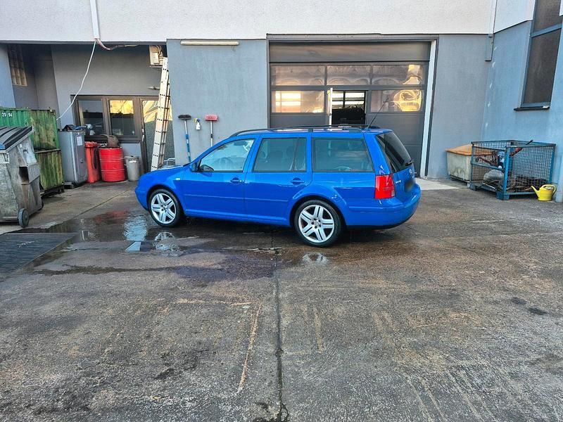 Gebraucht VW Bora 105 PS (77 kW) 2002 Blau Kombi