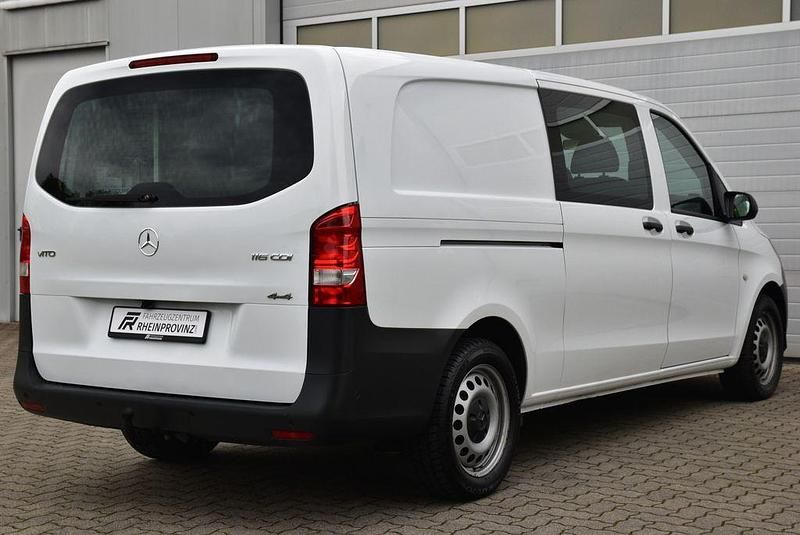 Gebraucht Mercedes Vito 163 PS (119 kW) 2021 Weiß Van