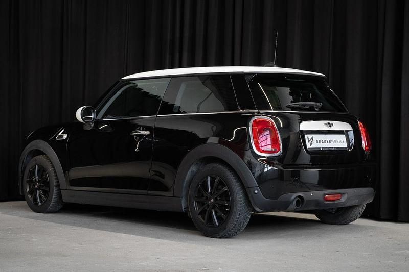 Second-hand Mini Cooper 136 CP (100 kW) 2015 Negru Hatchback