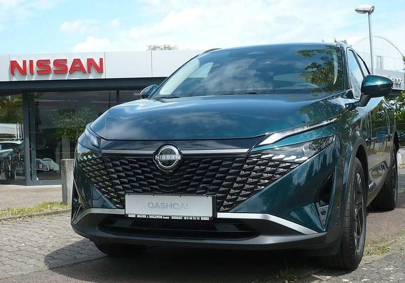 Grün Neu 2025 Nissan Qashqai Comfort SUV | 37.990 € (Teuer) - Bild 1/4