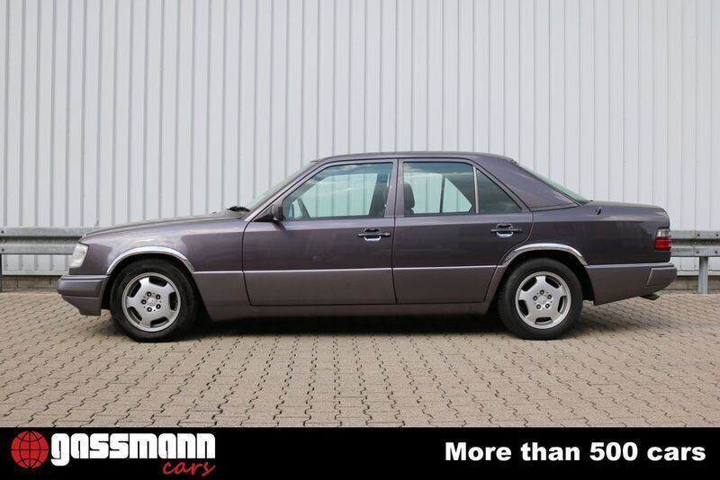 Brugt Mercedes 300 147 HK (108 kW) 1990 Grå Sedan