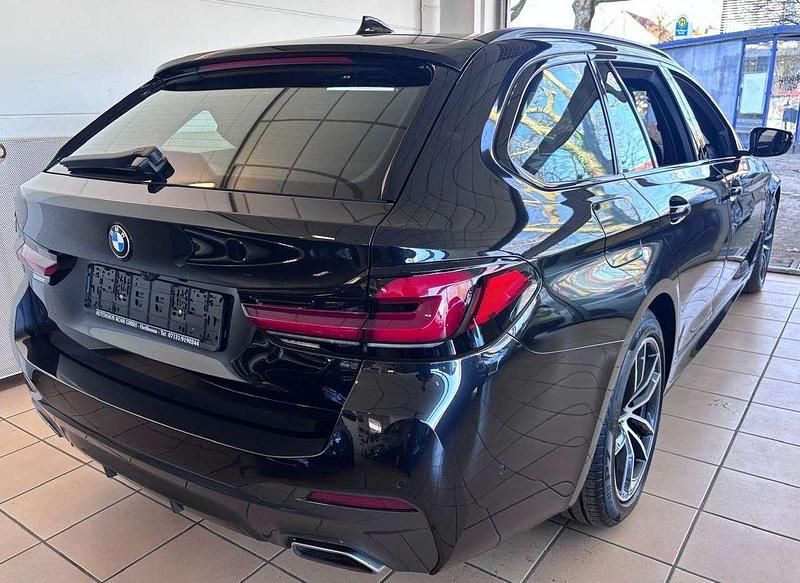 Gebraucht BMW 530 M Sport 286 PS (210 kW) 2020 Saphirschwarz Kombi