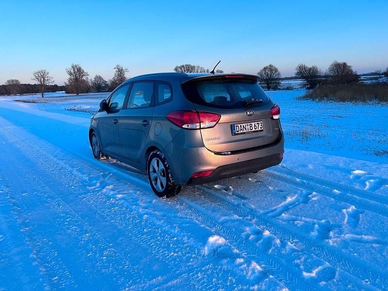 Gebraucht Kia Carens 136 PS (100 kW) 2014 Grau Van / Kleinbus