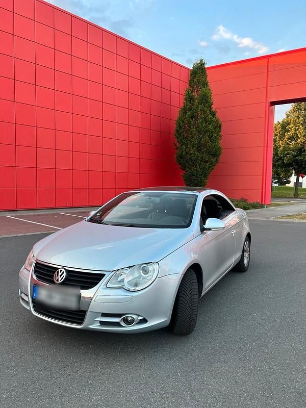 Grau Gebraucht 2006 VW Eos Cabrio | 3.500 € (Fairer Preis) - Bild 1/4