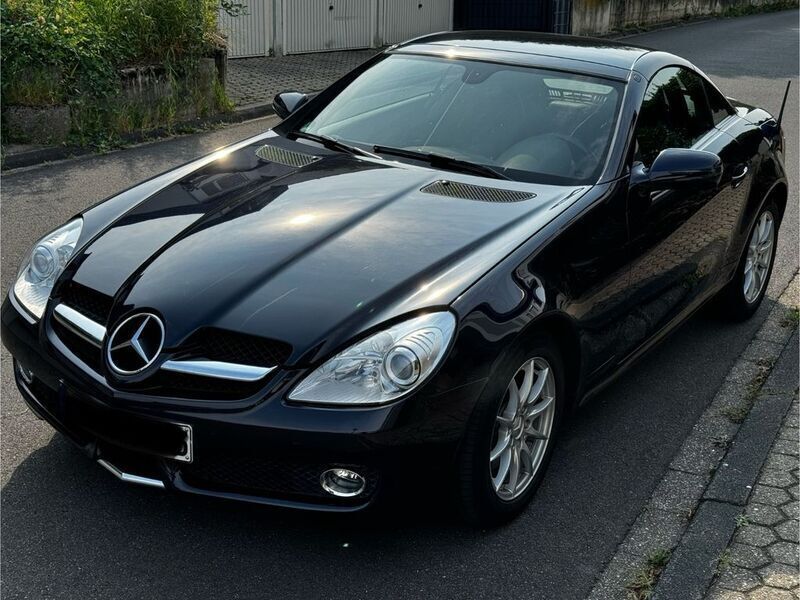 Blau Gebraucht 2009 Mercedes SLK200 Cabrio | 13.500 € (Fairer Preis) - Bild 1/4