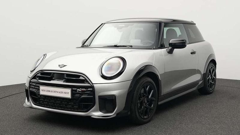 Grau Gebraucht 2024 Mini John Cooper Works Kleinwagen | 26.136 € (Fairer Preis) - Bild 1/4