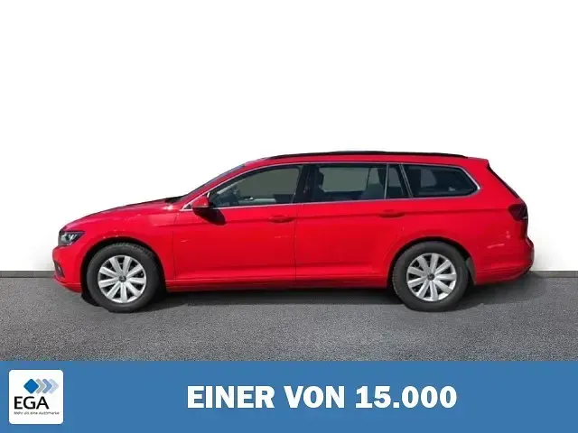 Gebraucht VW Passat Edition 122 PS (89 kW) 2023 Rot Kombi