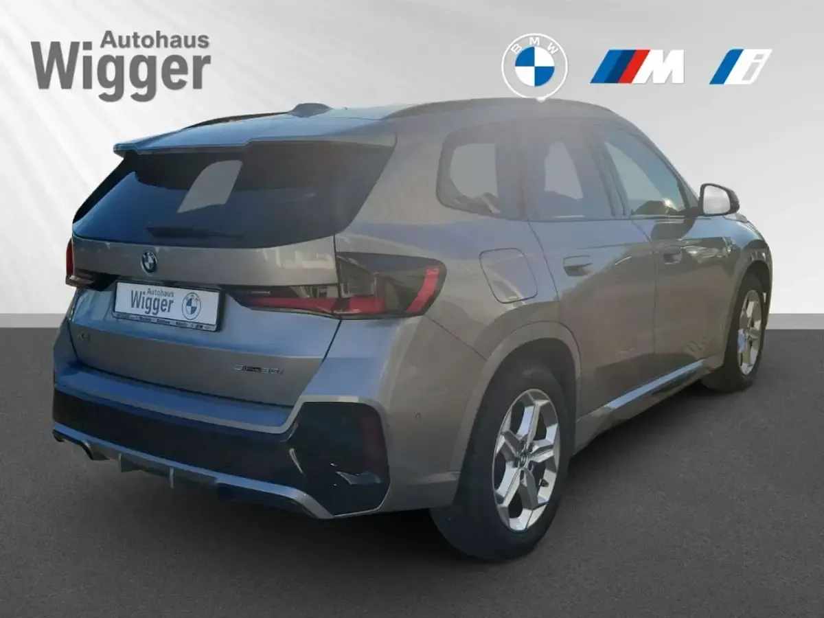 Gebraucht BMW X1 M Sport 156 PS (114 kW) 2025 Silber SUV