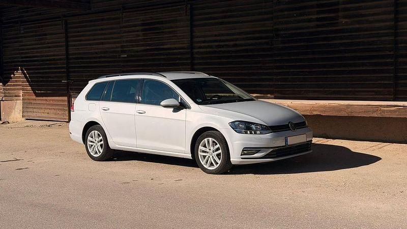 Gebraucht VW Golf VII 125 PS (91 kW) 2017 Grau Limousine