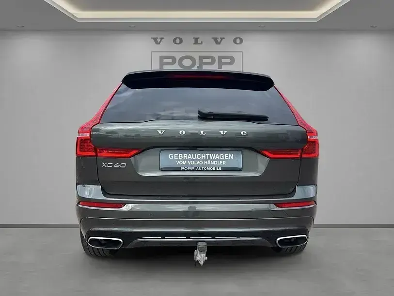 Gebraucht Volvo XC60 R-Design 197 PS (144 kW) 2020 Pine grey / metallic SUV