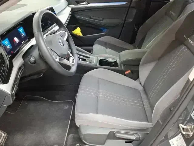 Używany VW Golf Alltrack 200 KM (147 kW) 2022 Szary Kombi