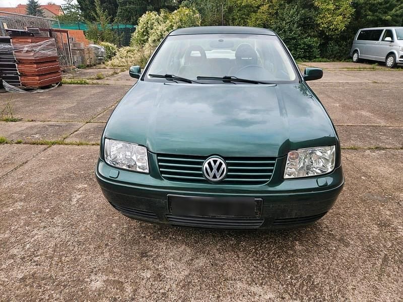 Braun Gebraucht 1999 VW Bora Limousine | 999 € (Guter Preis) - Bild 1/4