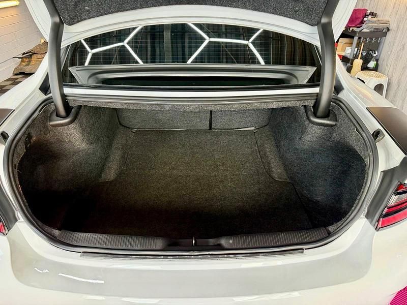 Gebraucht Dodge Charger 490 PS (360 kW) 2020 Weiß Limousine