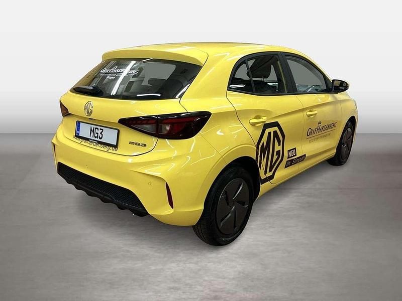 Second-hand MG MG3 116 CP (85 kW) 2025 Galben Hatchback