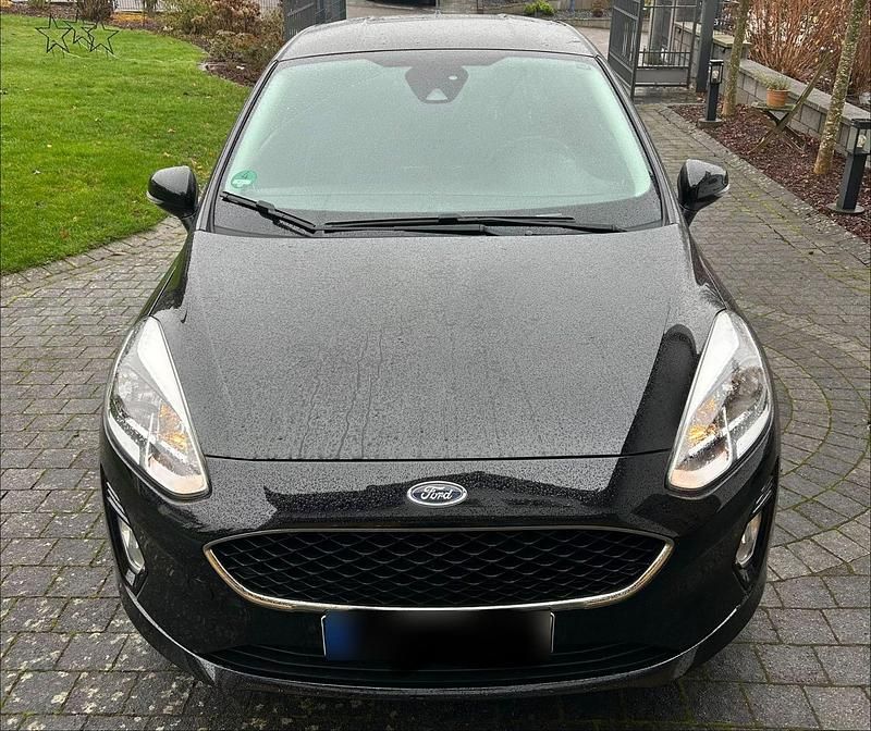 Gebraucht Ford Fiesta 86 PS (63 kW) 2017 Schwarz Kleinwagen