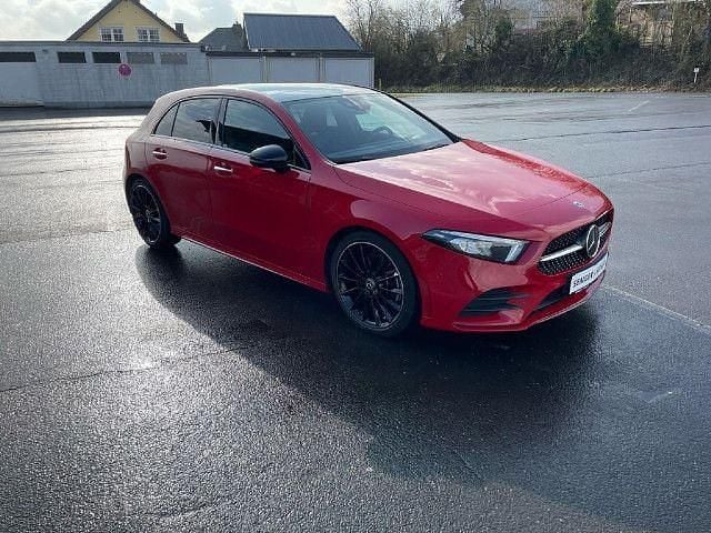Gebraucht Mercedes A250 AMG line 224 PS (164 kW) 2019 Rot Kleinwagen