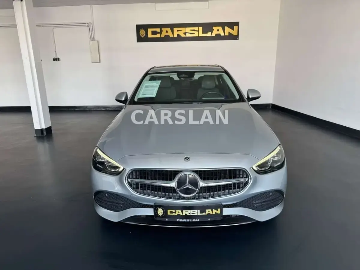 Gebraucht Mercedes C220 Avantgarde 220 PS (161 kW) 2022 Hightech silber Limousine