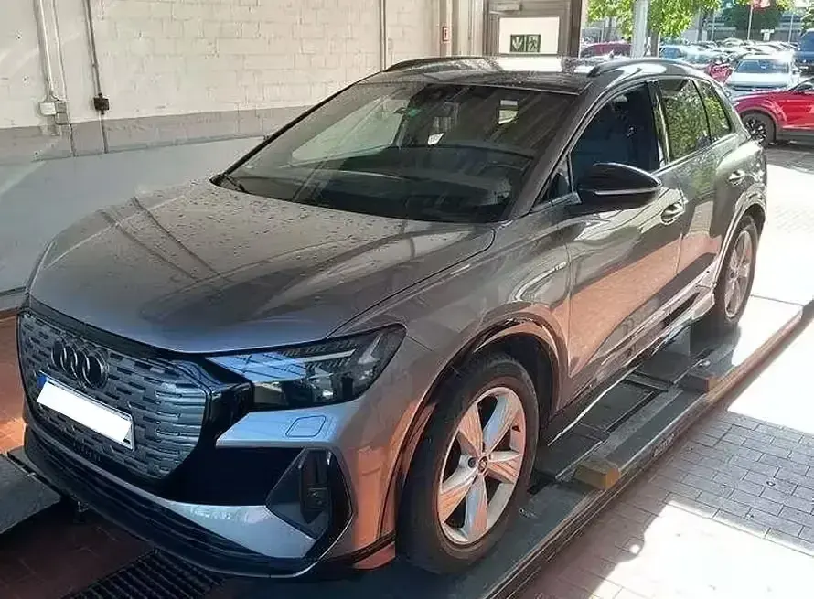 Gebraucht Audi Q4 e-tron Ambiente 219 kW (299 PS) 2022 SUV