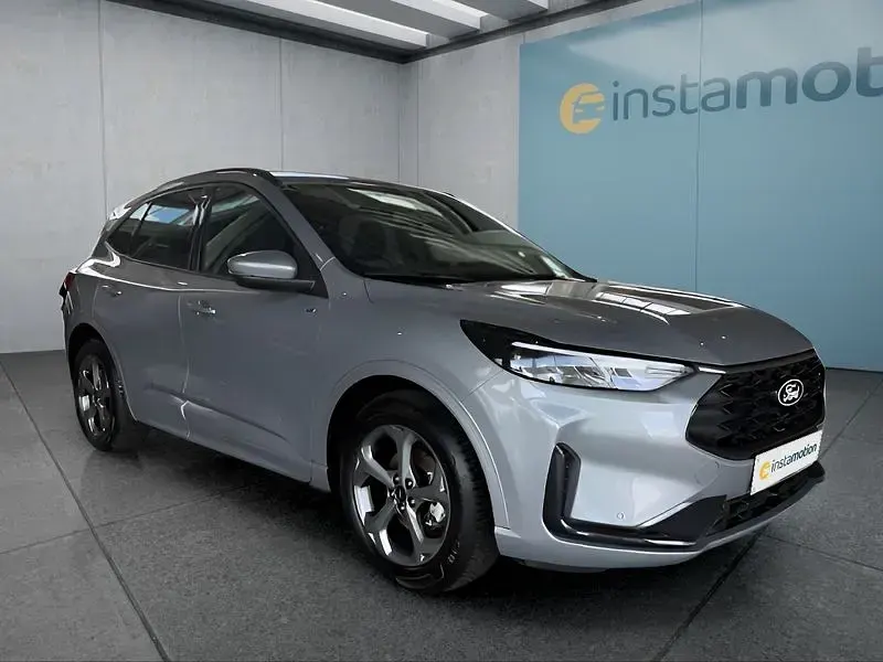 Gebraucht Ford Kuga 190 PS (139 kW) 2025 Silber SUV
