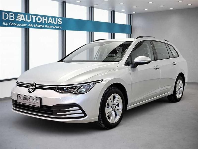 Silber Gebraucht 2023 VW Golf VIII Life Kombi | 22.780 € (Guter Preis) - Bild 1/4