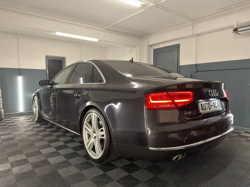 Brugt Audi A8 Ambiente 250 HK (183 kW) 2011 Sort Sedan
