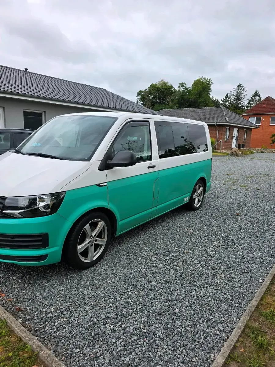 Gebraucht VW T6 102 PS (75 kW) 2015 Andere farben Van