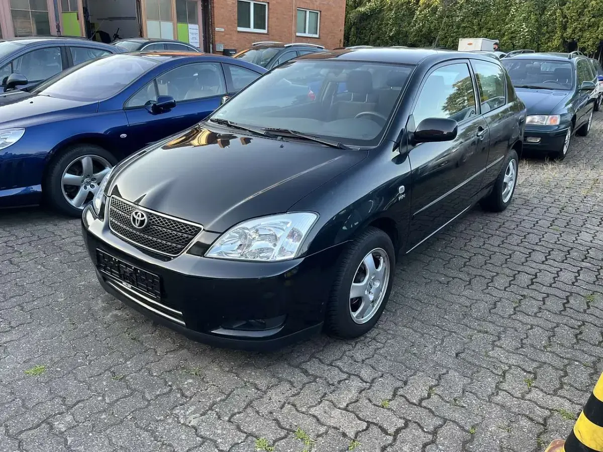 Gebraucht Toyota Corolla Sol 97 PS (71 kW) 2003 Black mica / ink Limousine