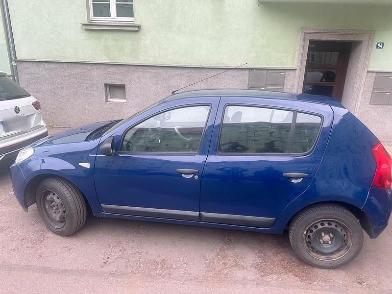 Gebraucht Dacia Sandero 73 PS (53 kW) 2009 Blau Limousine