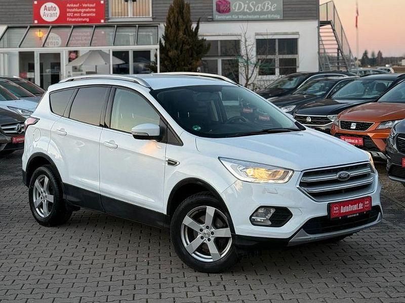 Gebraucht Ford Kuga Cool & Connect 120 PS (88 kW) 2018 Weiß SUV