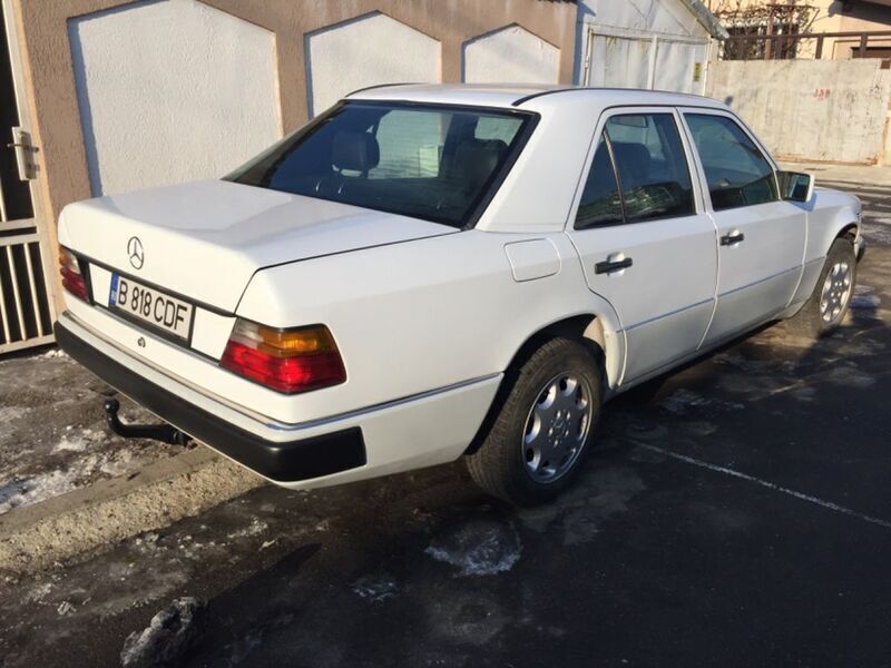 Gebraucht Mercedes 300 147 PS (108 kW) 1989 Weiß Limousine