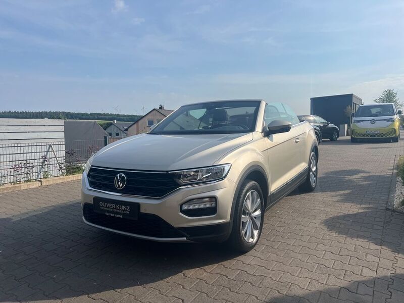 Silber Gebraucht 2021 VW T-Roc Cabriolet Style Cabrio | 19.888 € (Fairer Preis) - Bild 1/4