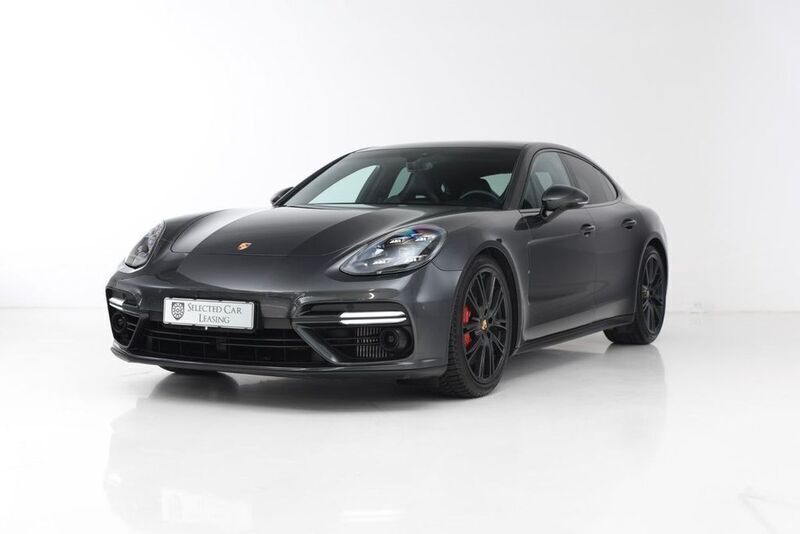 Grau Gebraucht 2018 Porsche Panamera Turbo Limousine | 83.859 € (Fairer Preis) - Bild 1/4