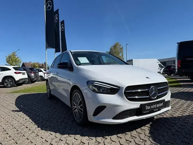 Gebraucht Mercedes B250e Progressive 218 PS (160 kW) 2021 Andere Kleinwagen