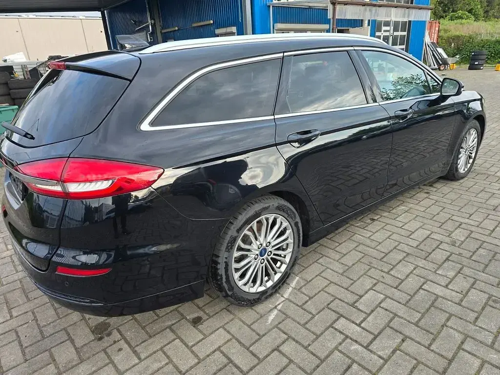 Brugt Ford Mondeo Titanium 150 HK (110 kW) 2021 Sort Sedan
