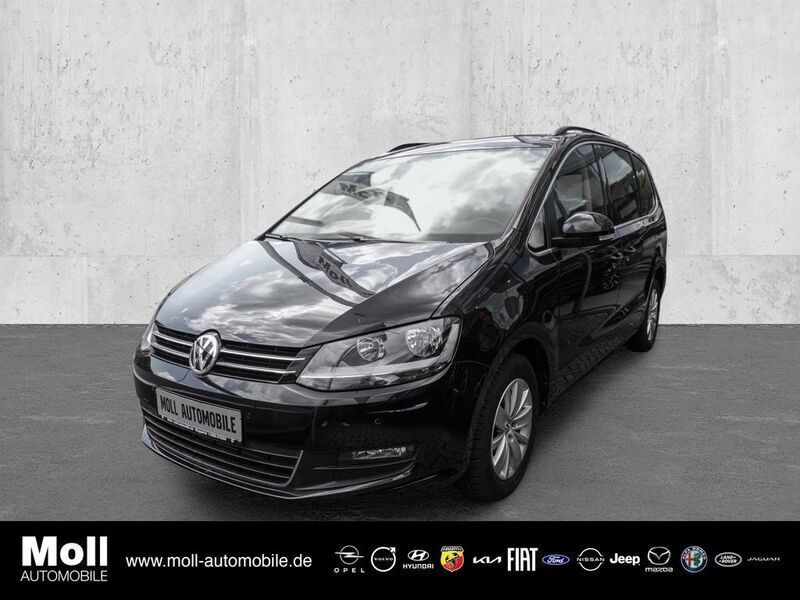 Schwarz Gebraucht 2018 VW Sharan Comfortline Van / Kleinbus | 26.990 € (Guter Preis) - Bild 1/4