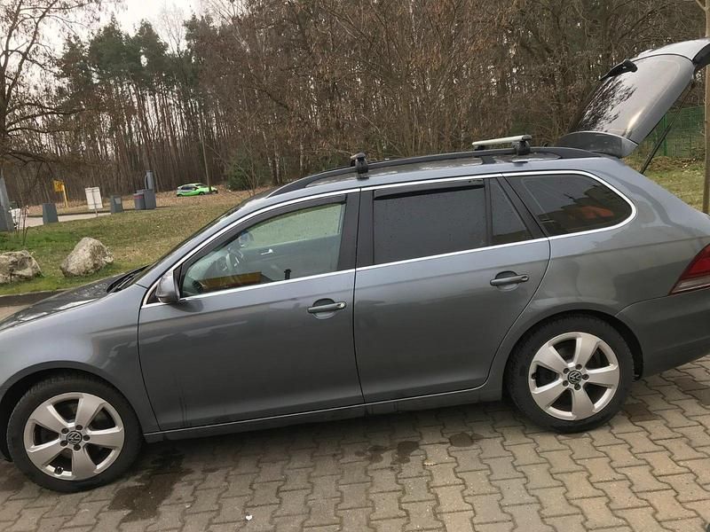 Gebraucht VW Golf VI 140 PS (102 kW) 2011 Silber Kleinwagen